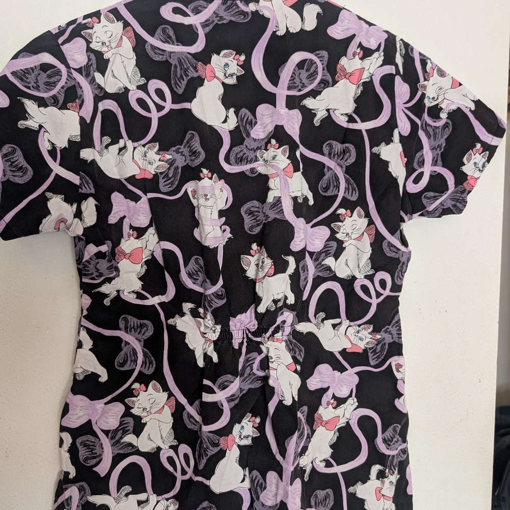 Disney "The Aristocrats, Marie" Scrub Top - Picture 3 of 4